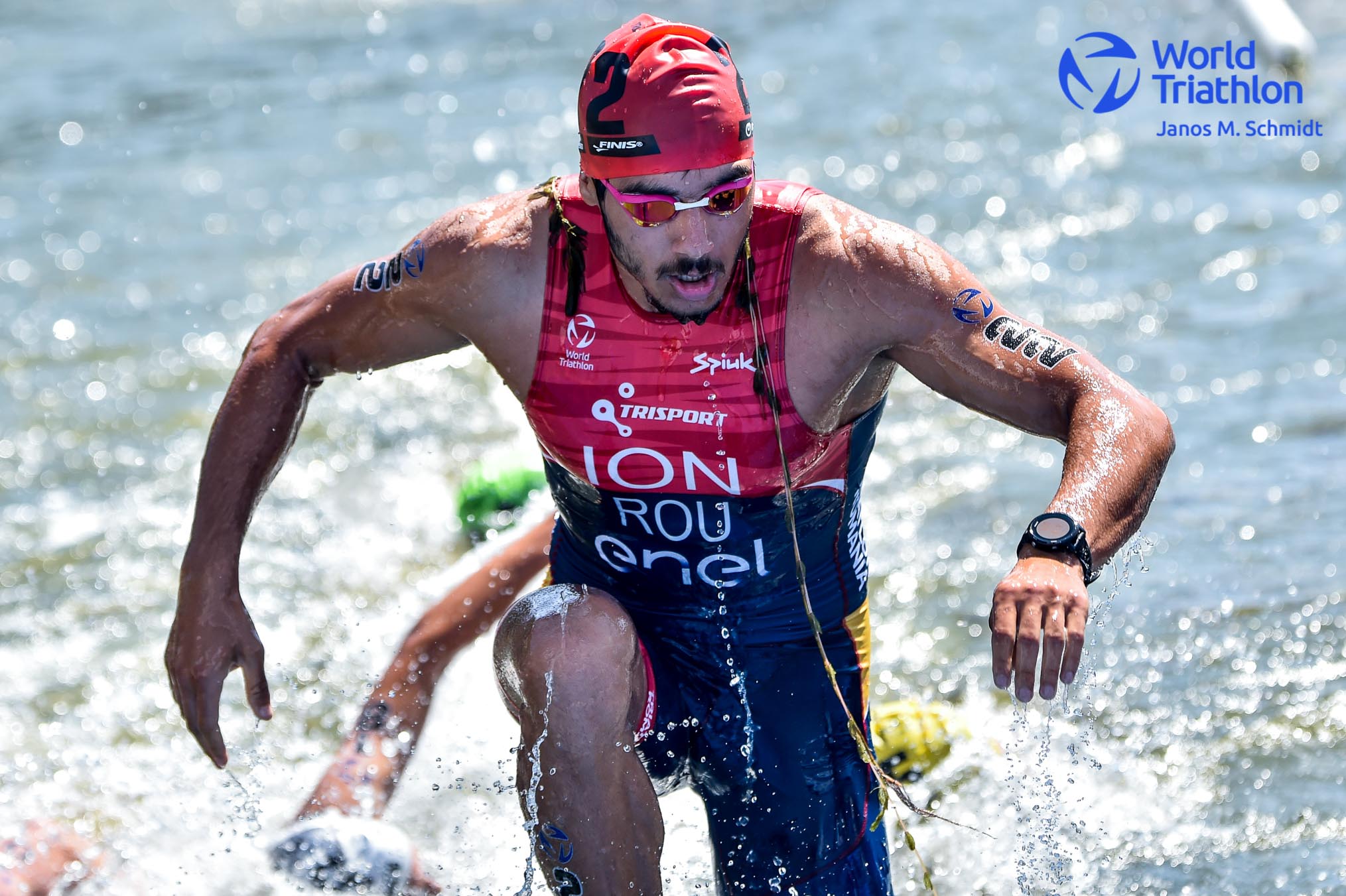 Alex Ion a concurat la Campionatul Mondial De Cross Triathlon. Colegul nostru a ieșit primul din apă