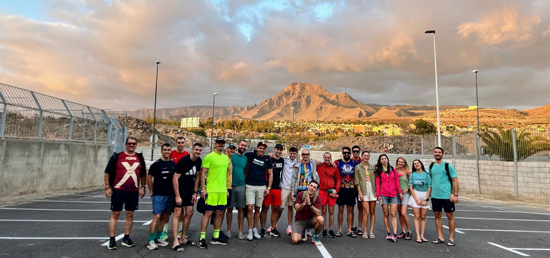 Pedalând spre vârfuri: cum a fost cantonamentul Unstoppable în Tenerife